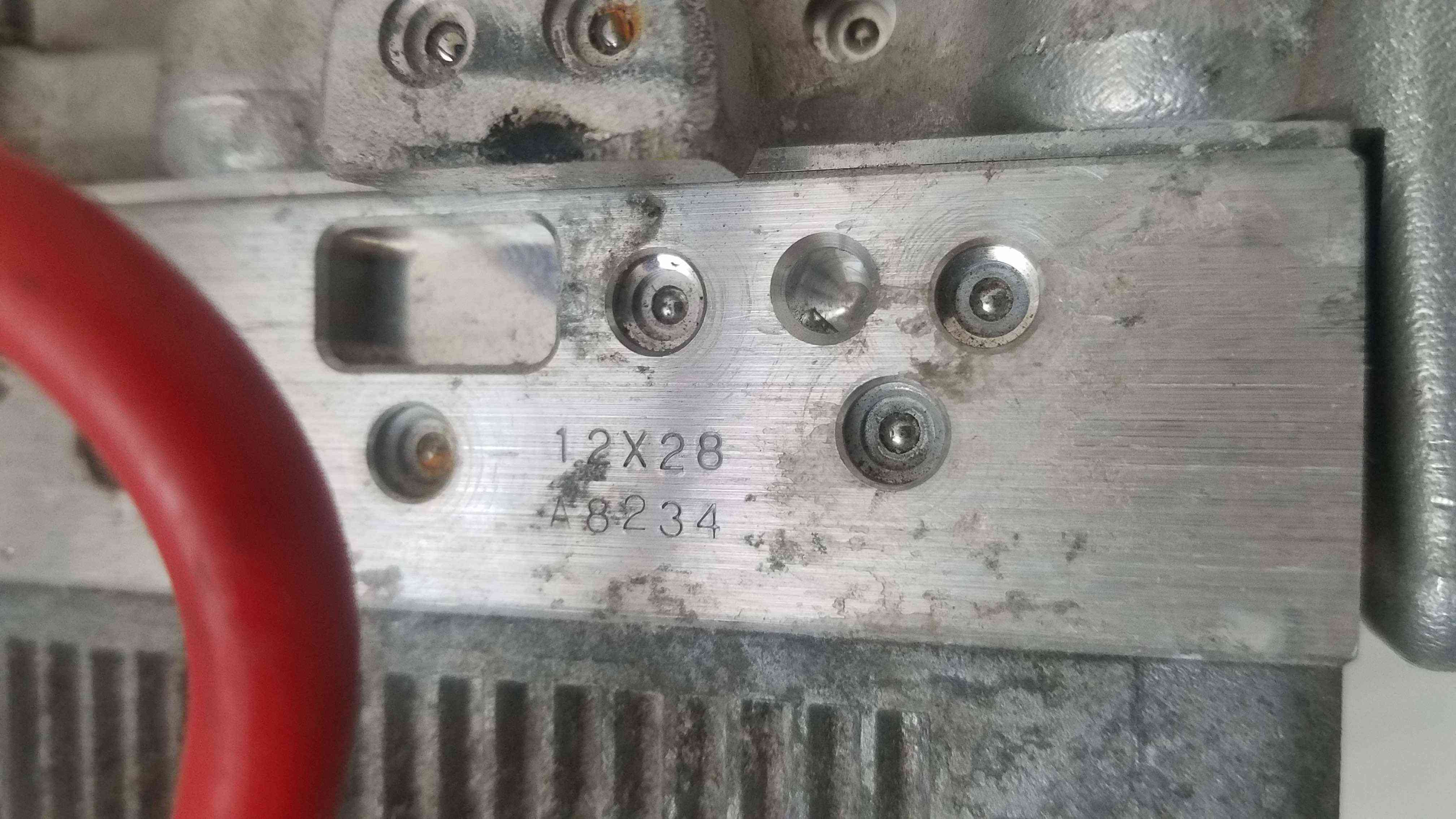 Тормозний циліндр з ABS Toyota Prius 2018 2017 2016 2015 2014 2013 47270-47030