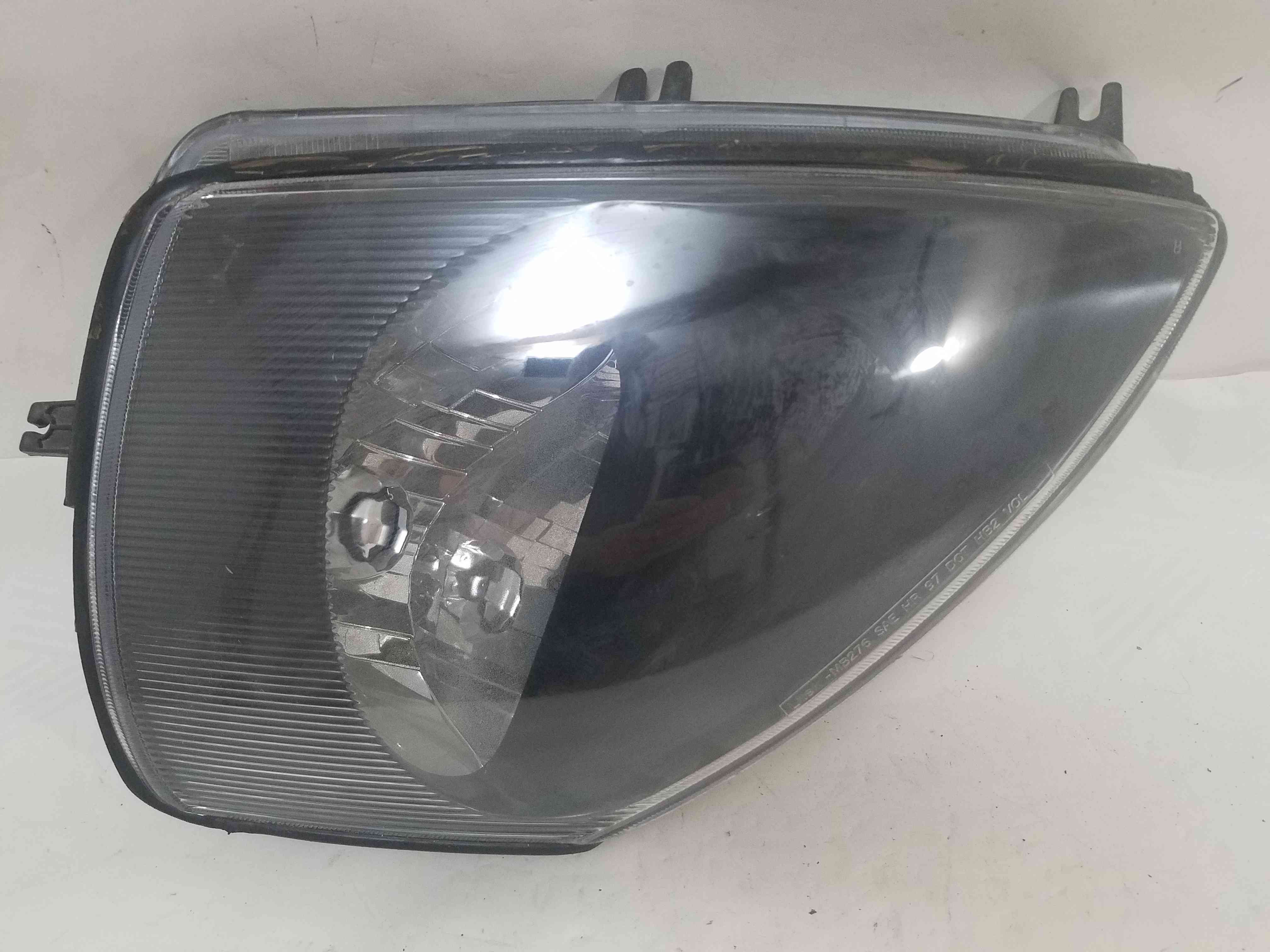 Фара передня права Mitsubishi Eclipse 2005 2004 2003 2002 2001 2000 1999 MR990820 MB276-B001R