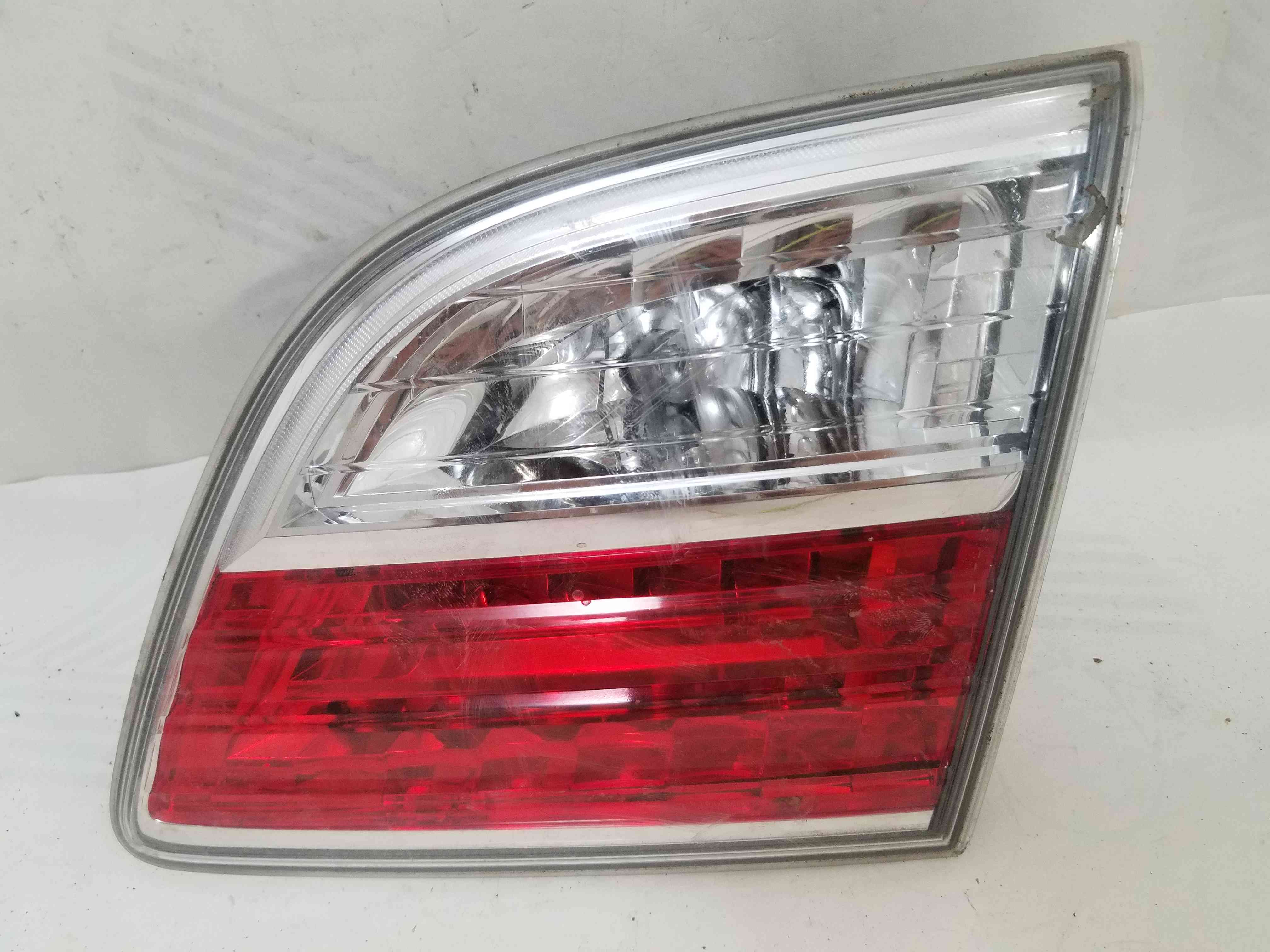 Ліхтар задній внутрішній кришка багажника правий Mazda CX-9 2013 2012 2011 2010 2009 2008 2007 TD84-51-3F0A