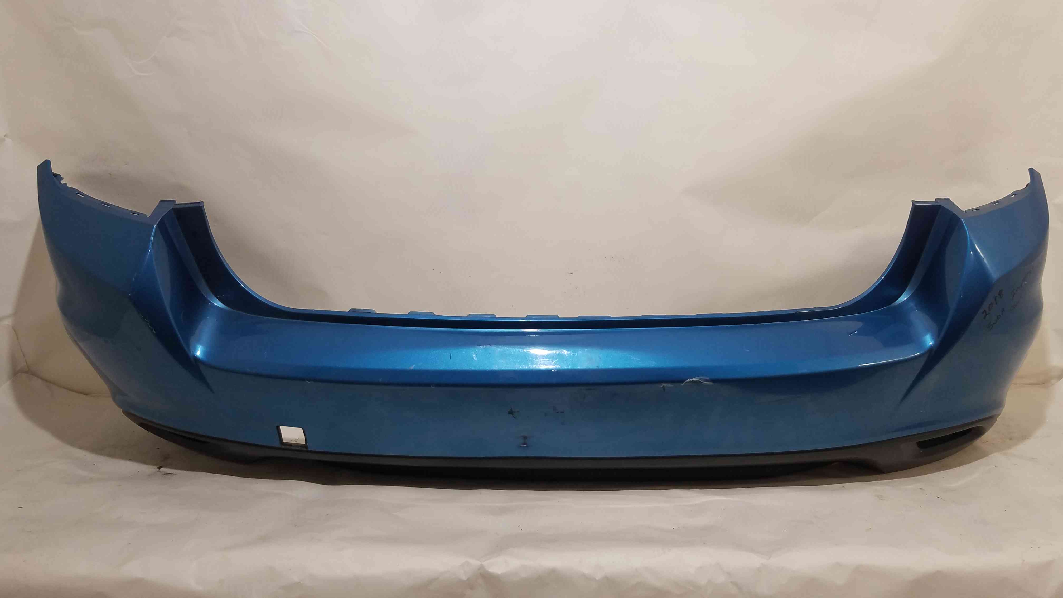 Бампер задній Subaru Impreza 2021 2020 2019 2018 2017 2016 57704FL20A