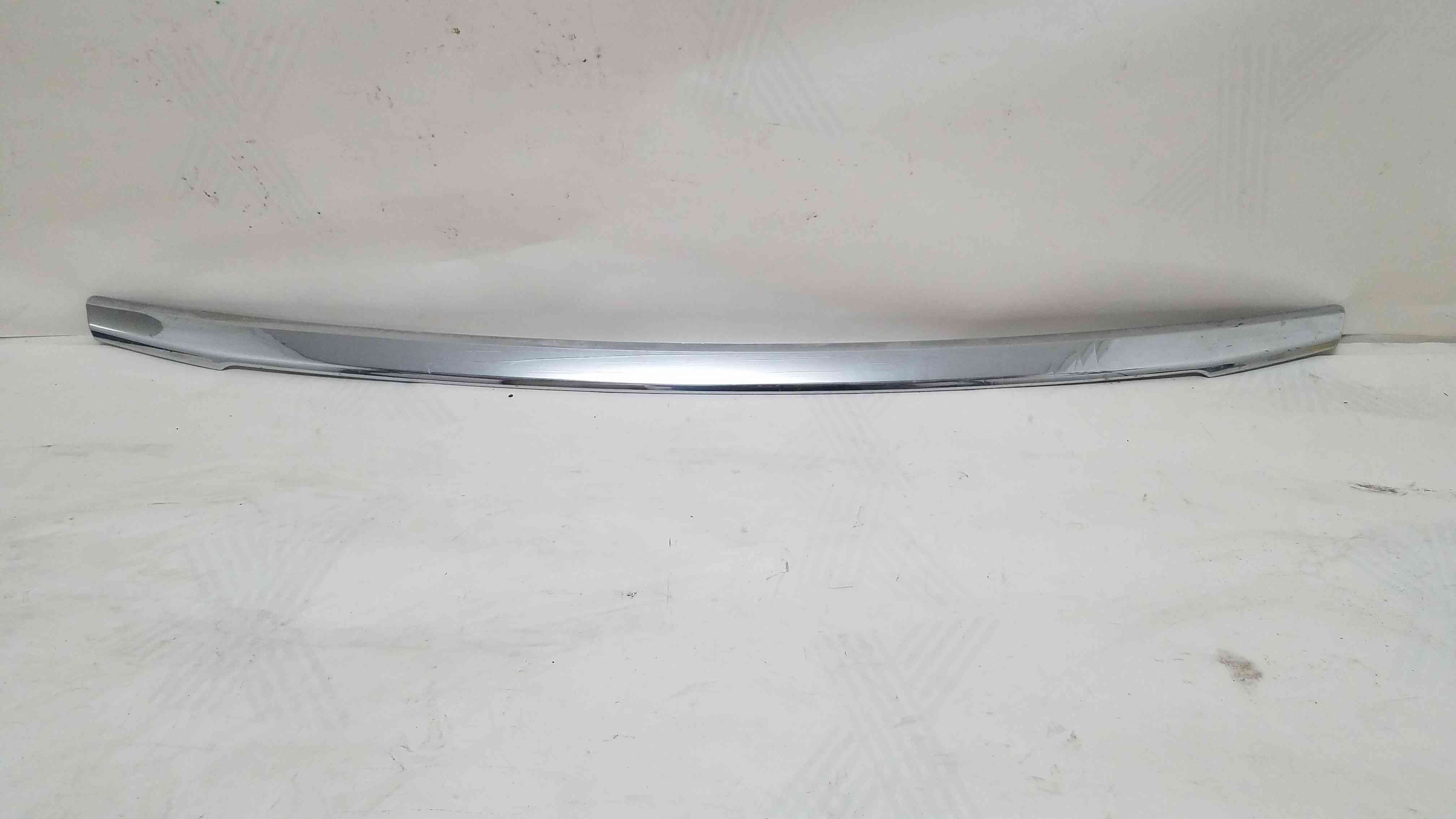 Накладка решітки радіатору Honda Odyssey 2013 2012 2011 75105-TK8-A01 HO1217105