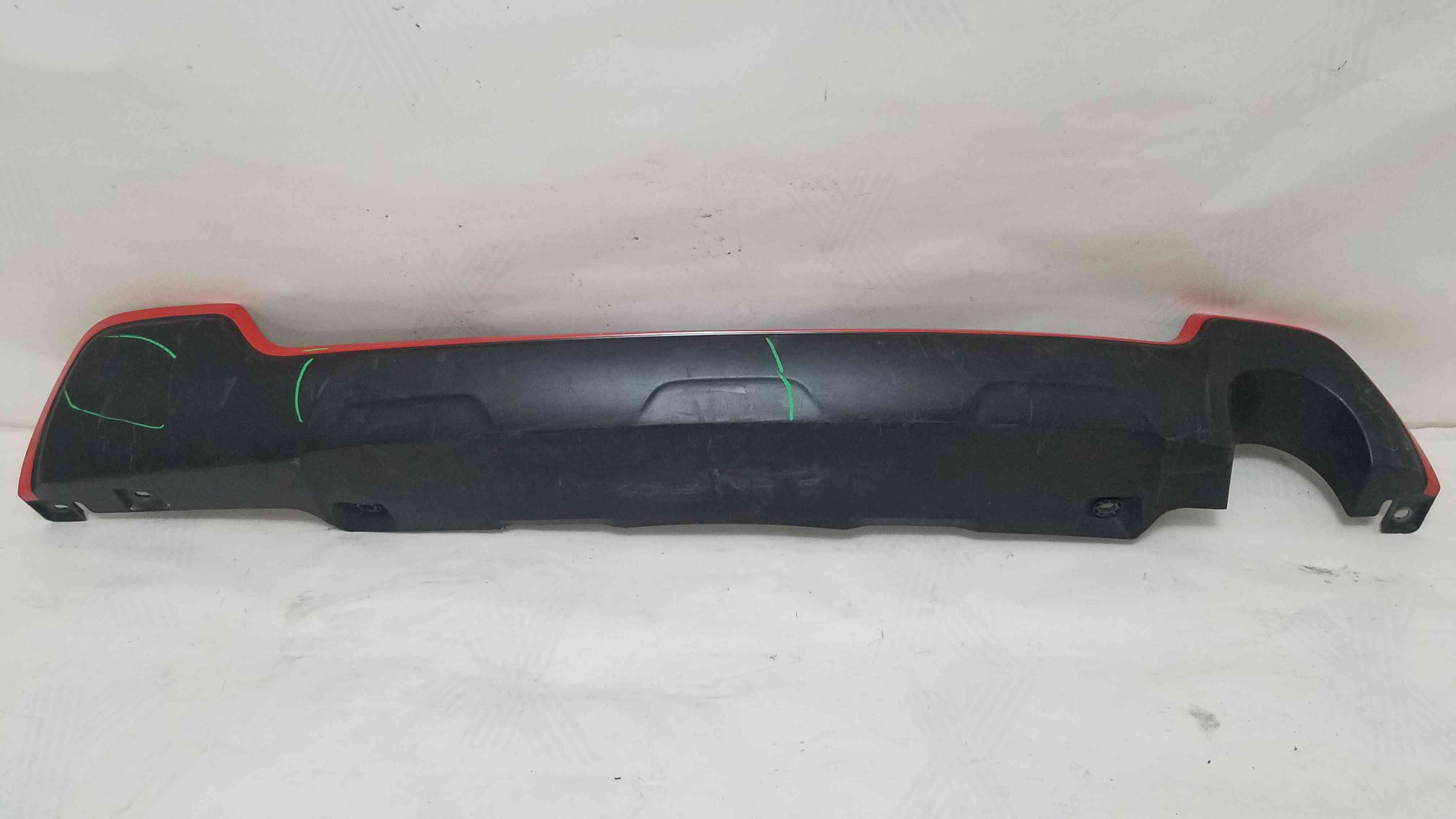 Накладка заднього бамперу Subaru Forester 2021 2020 2019 C16010198 57734SJ300 57734SJ301