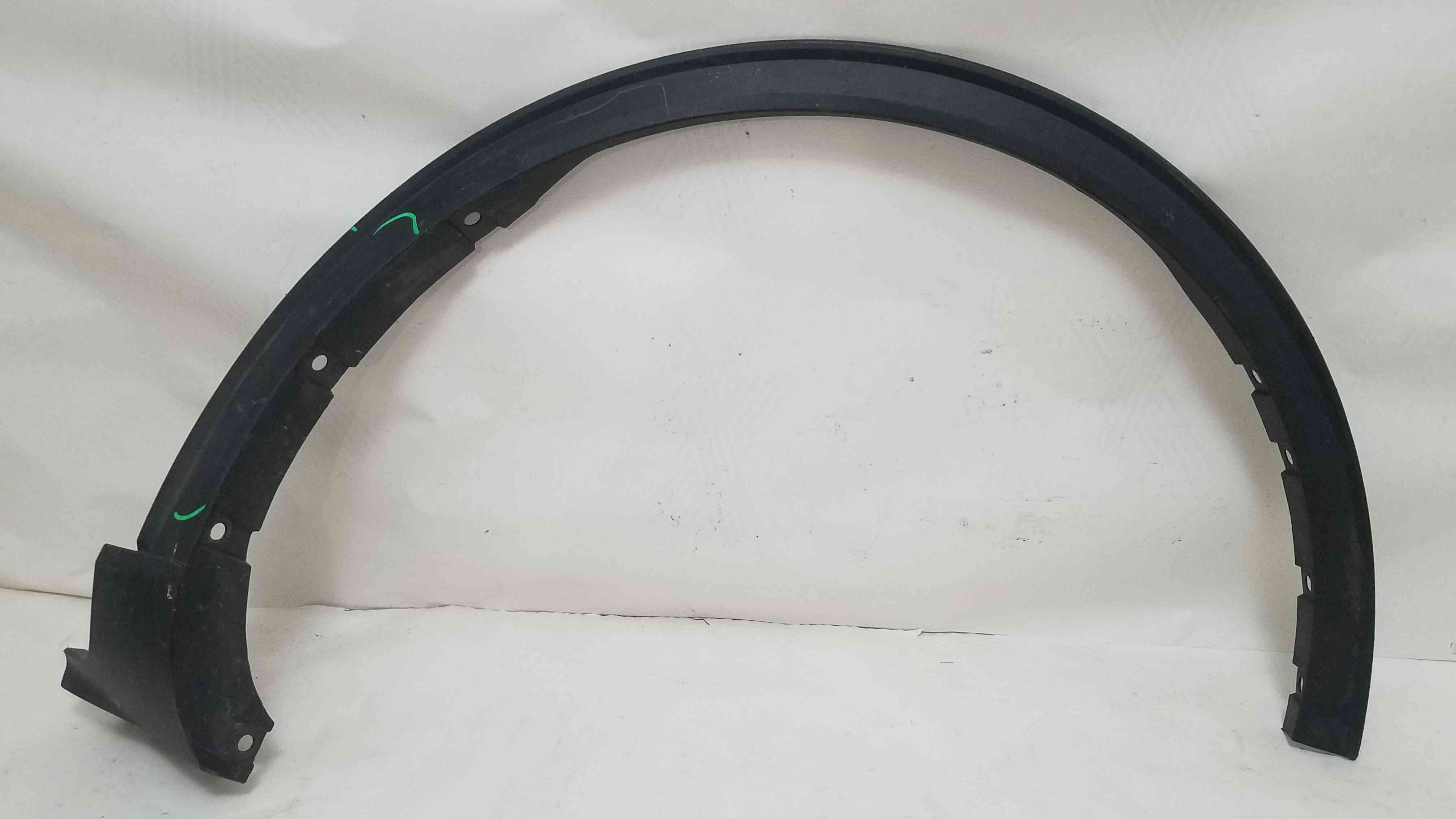 Накладка крила права передня Ford Escape 2021 2020 LJ6B-S16D238-ADW LJ6Z-16038-AA